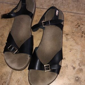 Bass Joann Sandals